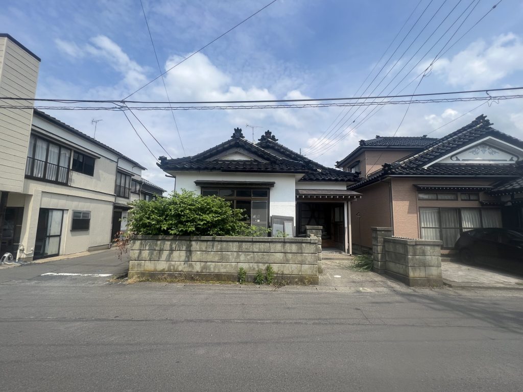 にかほ市象潟町字一丁目塩越